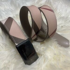 Authentic Burberry Vintage Check Buckle Belt, ladies size 34/85, bought in Italy